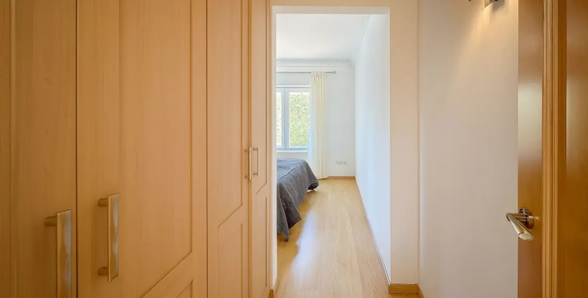 Sale of detached villa in Cerros del Aguila 40