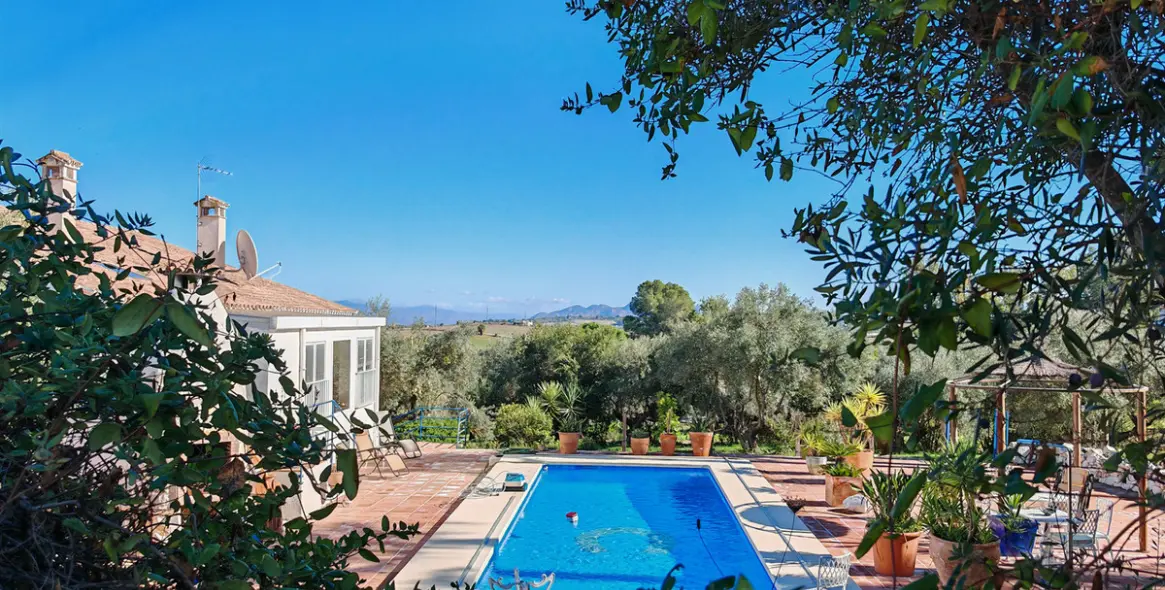 Venta de finca - cortijo en Coín 1