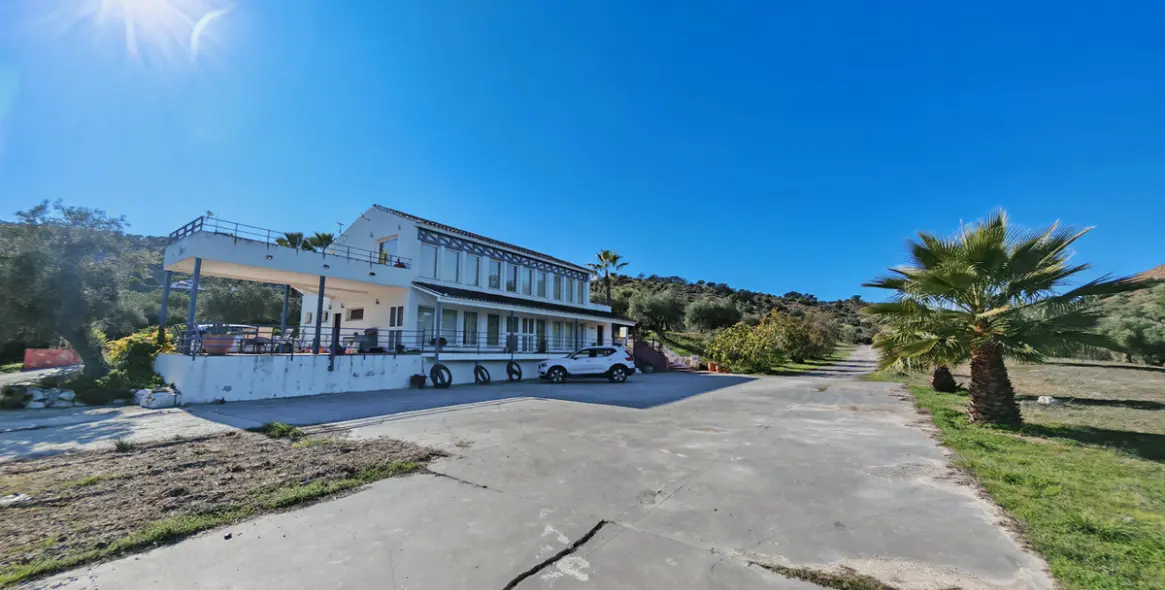 Venta de finca - cortijo en Coín 11