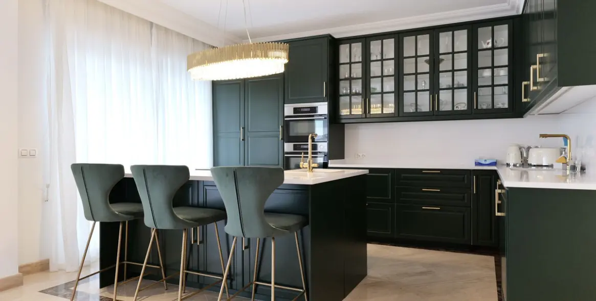 Short-term rent of penthouse in Puerto Banús 2