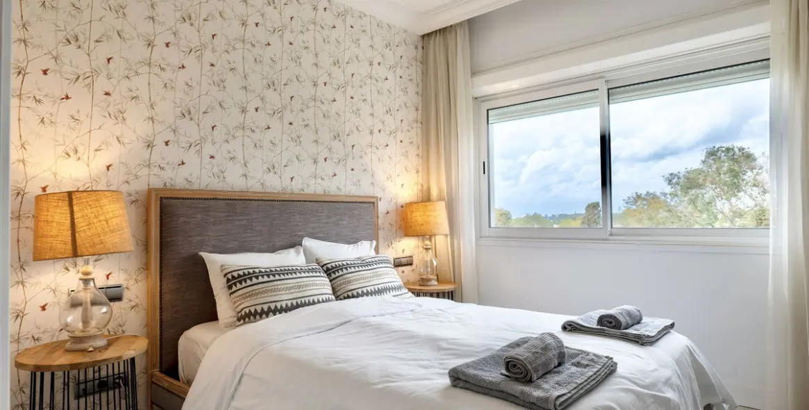 Short-term rent of penthouse in Puerto Banús 13