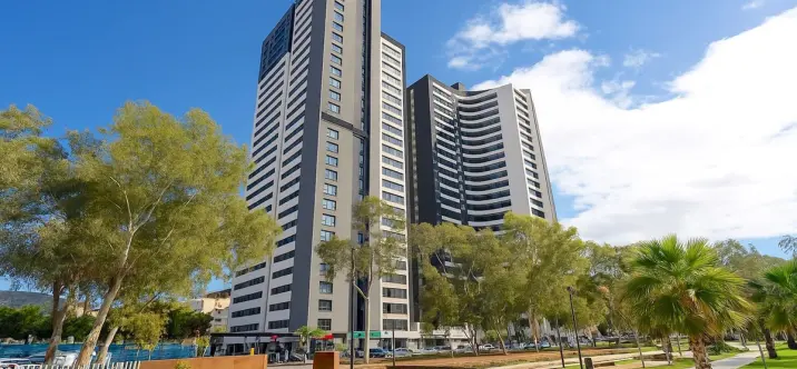 Long-term rent of middle floor apartment in Málaga 0