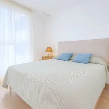 Long-term rent of middle floor apartment in Málaga