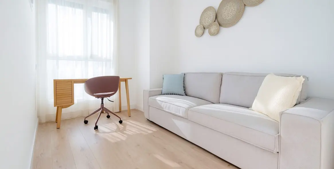 Long-term rent of middle floor apartment in Málaga 4