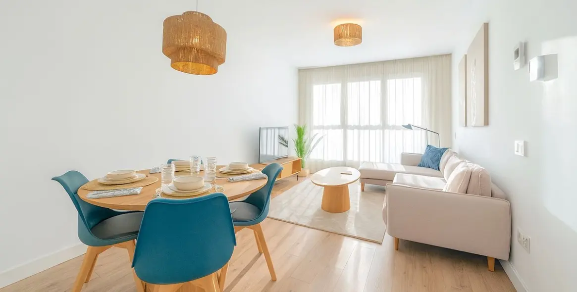 Long-term rent of middle floor apartment in Málaga 8