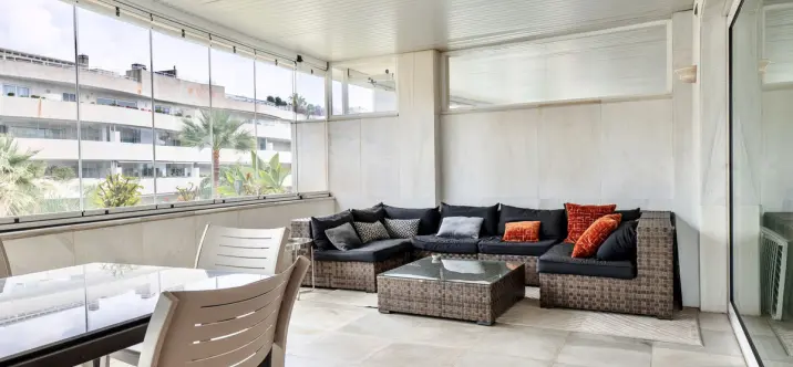 Long-term rent of penthouse in Puerto Banús 0