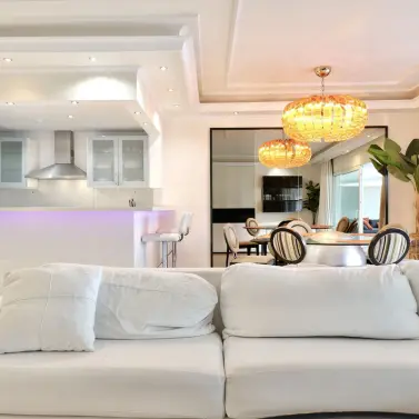 Long-term rent of penthouse in Puerto Banús