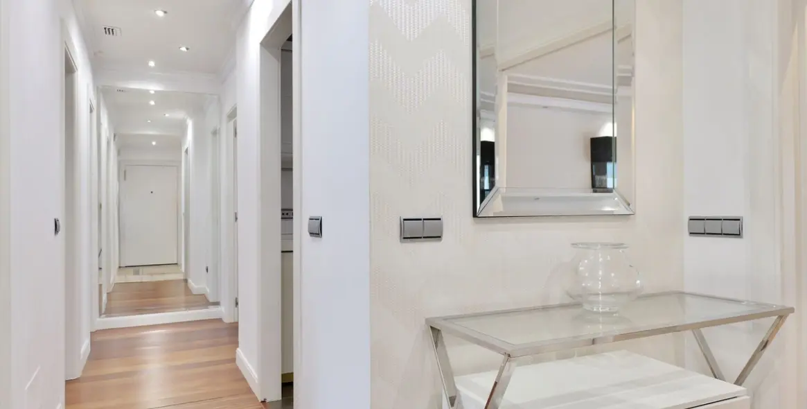 Long-term rent of penthouse in Puerto Banús 12