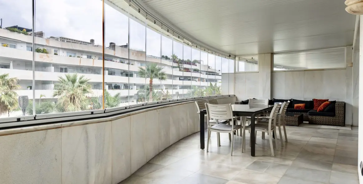 Long-term rent of penthouse in Puerto Banús 14