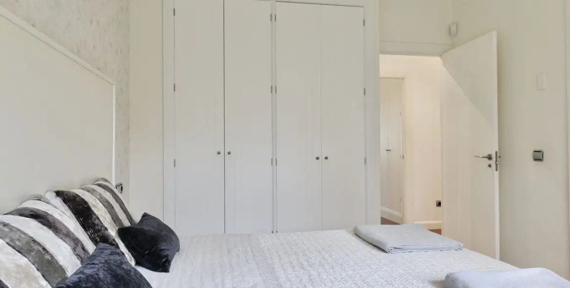 Long-term rent of penthouse in Puerto Banús 16