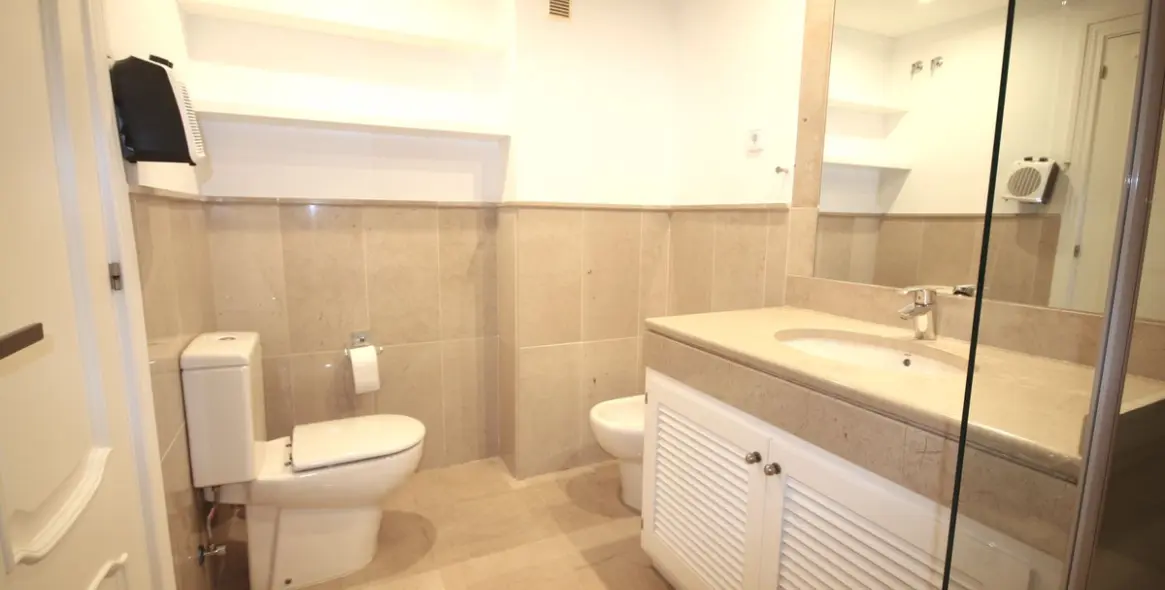 Long-term rent of ground floor apartment in Marbella 14