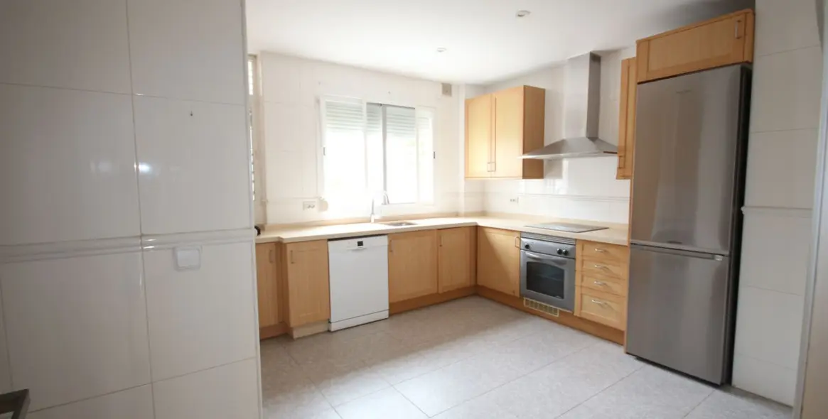 Long-term rent of ground floor apartment in Marbella 17