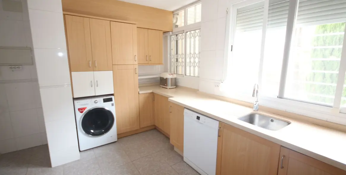 Long-term rent of ground floor apartment in Marbella 18