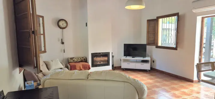 Продажа  отдельно стоящей виллы в Coín 3