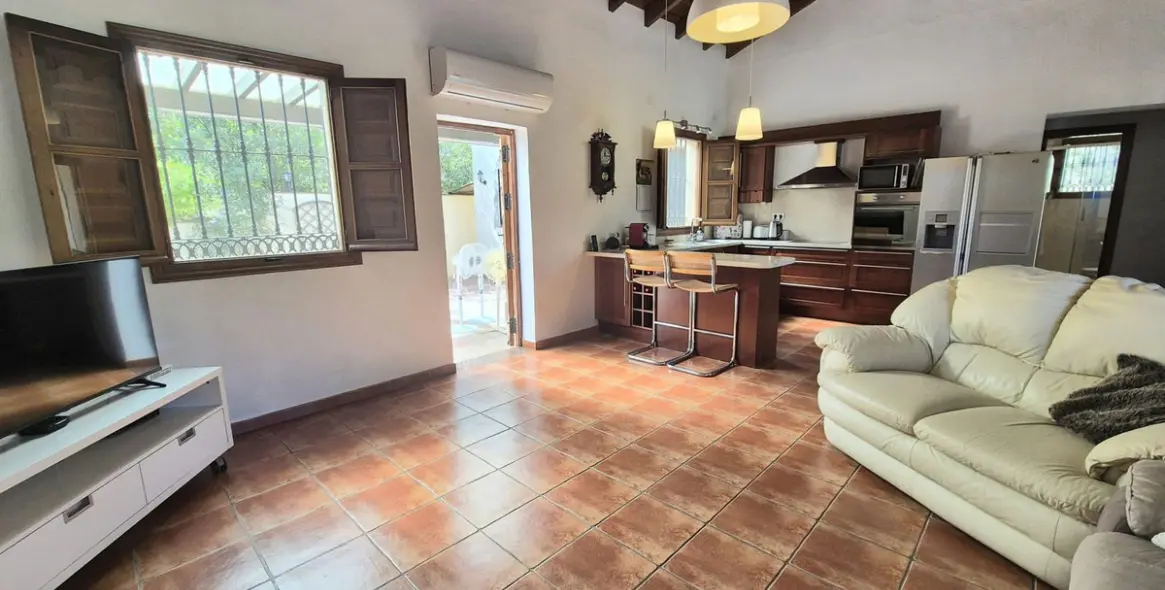 Продажа  отдельно стоящей виллы в Coín 6