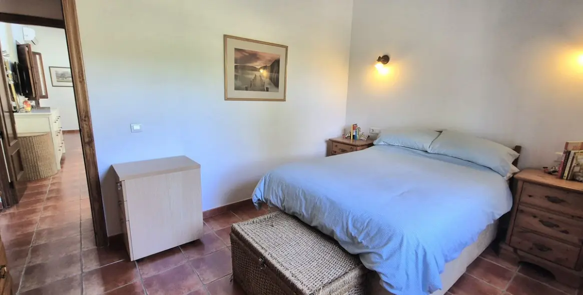 Продажа  отдельно стоящей виллы в Coín 16