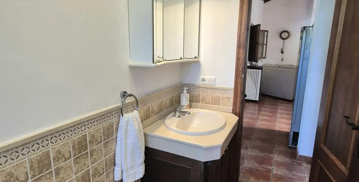 Продажа  отдельно стоящей виллы в Coín 19