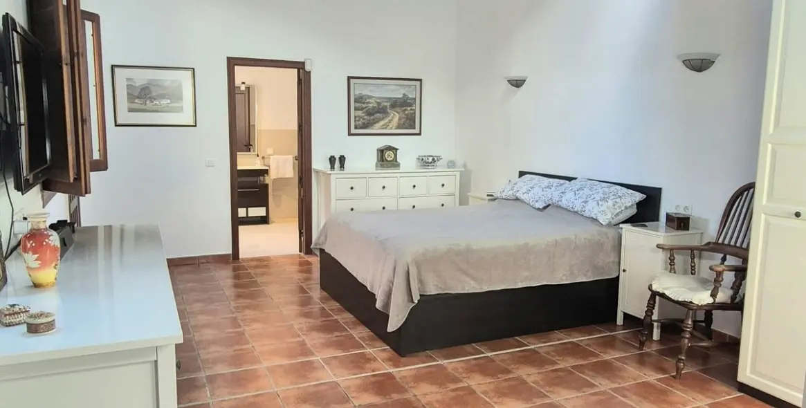 Продажа  отдельно стоящей виллы в Coín 20