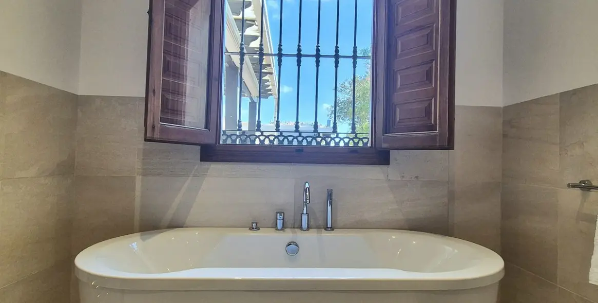 Продажа  отдельно стоящей виллы в Coín 29