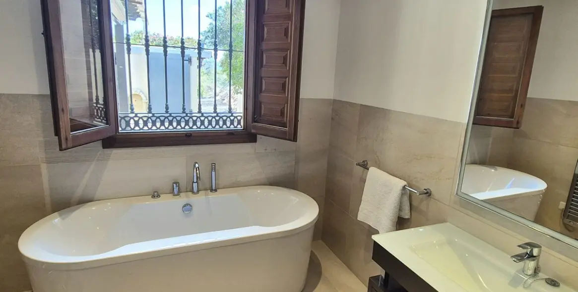 Продажа  отдельно стоящей виллы в Coín 30