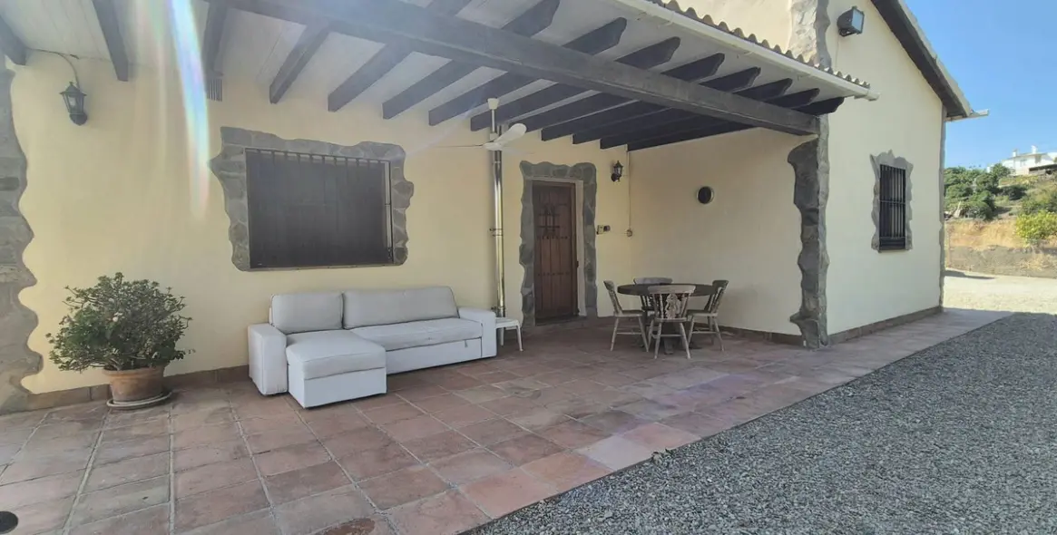 Продажа  отдельно стоящей виллы в Coín 32