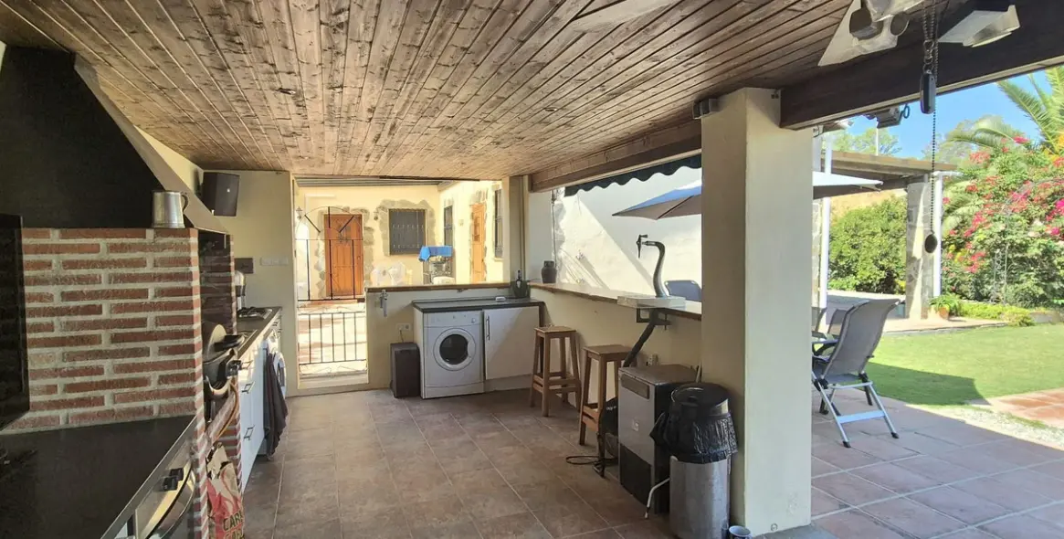 Продажа  отдельно стоящей виллы в Coín 44