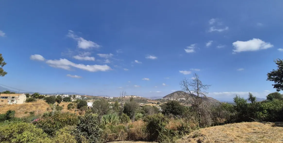 Продажа  отдельно стоящей виллы в Coín 72