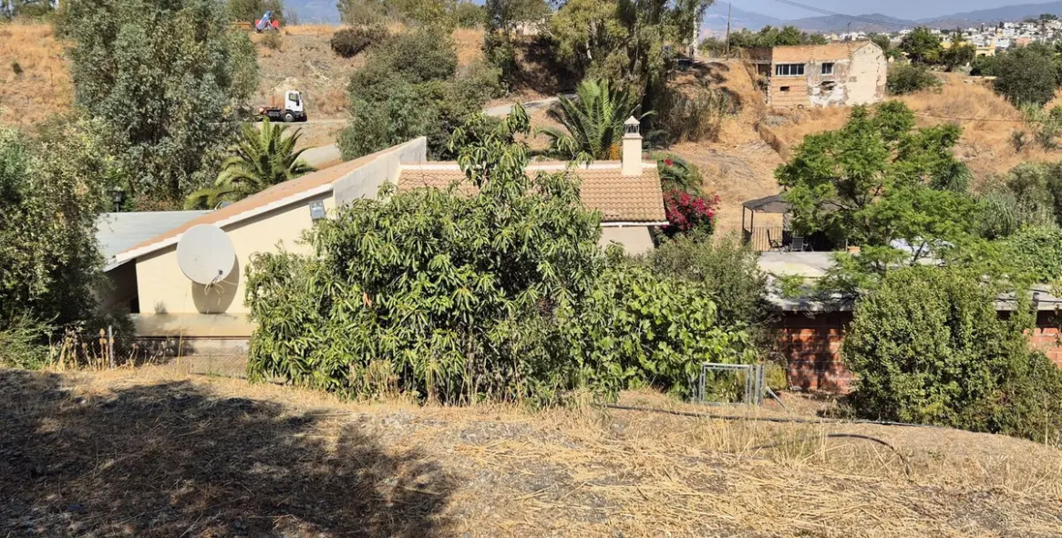 Продажа  отдельно стоящей виллы в Coín 73