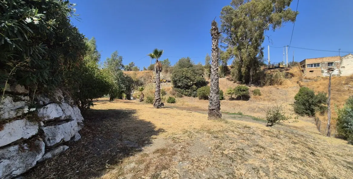 Продажа  отдельно стоящей виллы в Coín 74