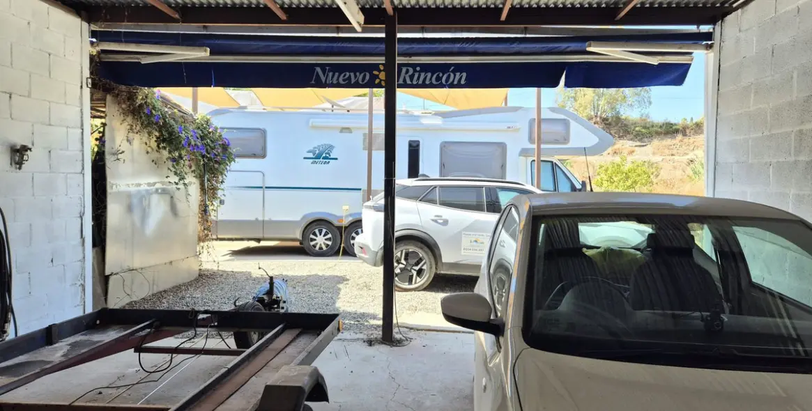 Продажа  отдельно стоящей виллы в Coín 77