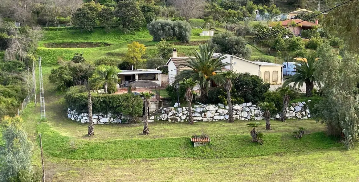 Продажа  отдельно стоящей виллы в Coín 80