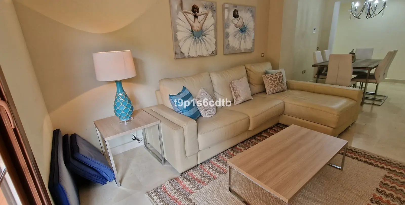 Sale of ground floor apartment in Benahavís 4