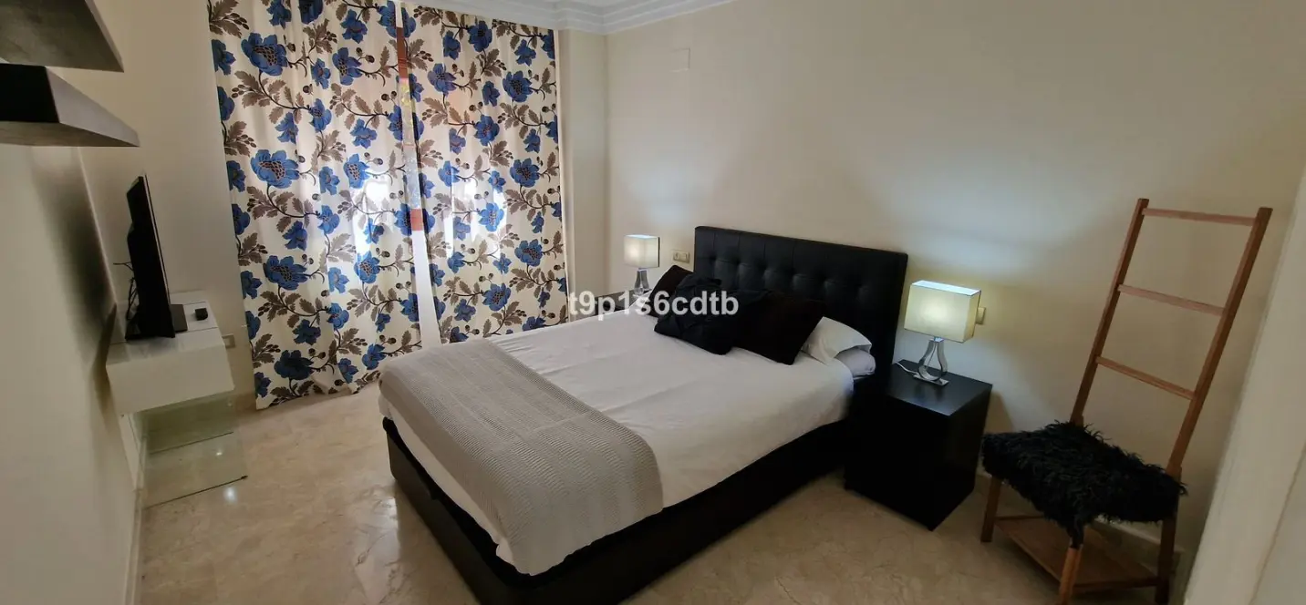 Sale of ground floor apartment in Benahavís 4