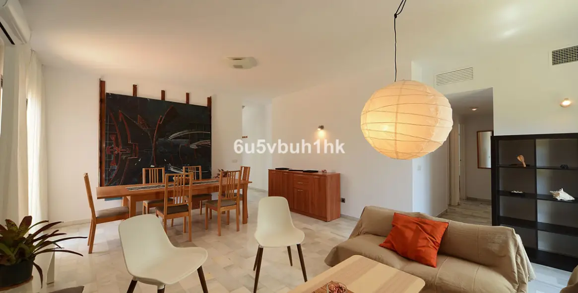 Sale of penthouse in Nueva Andalucía 13