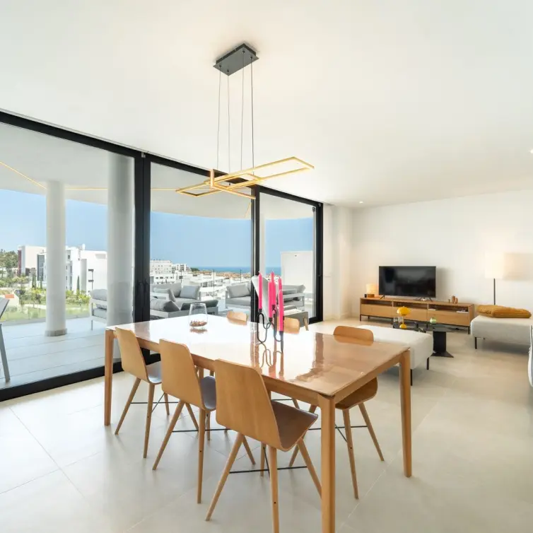 Sale of ground floor apartment in Higueron