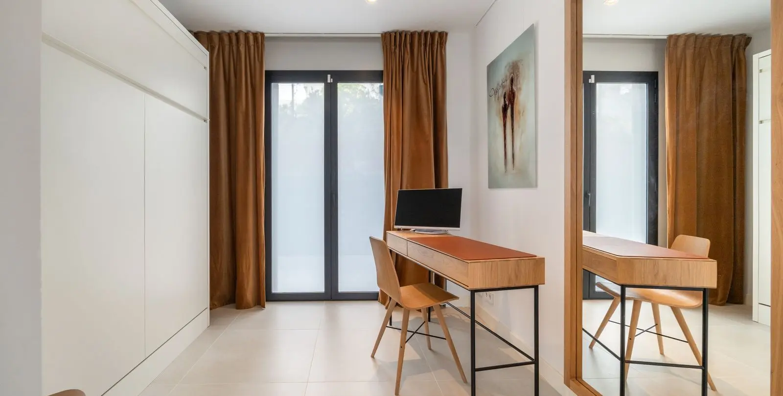 Sale of ground floor apartment in Higueron 19