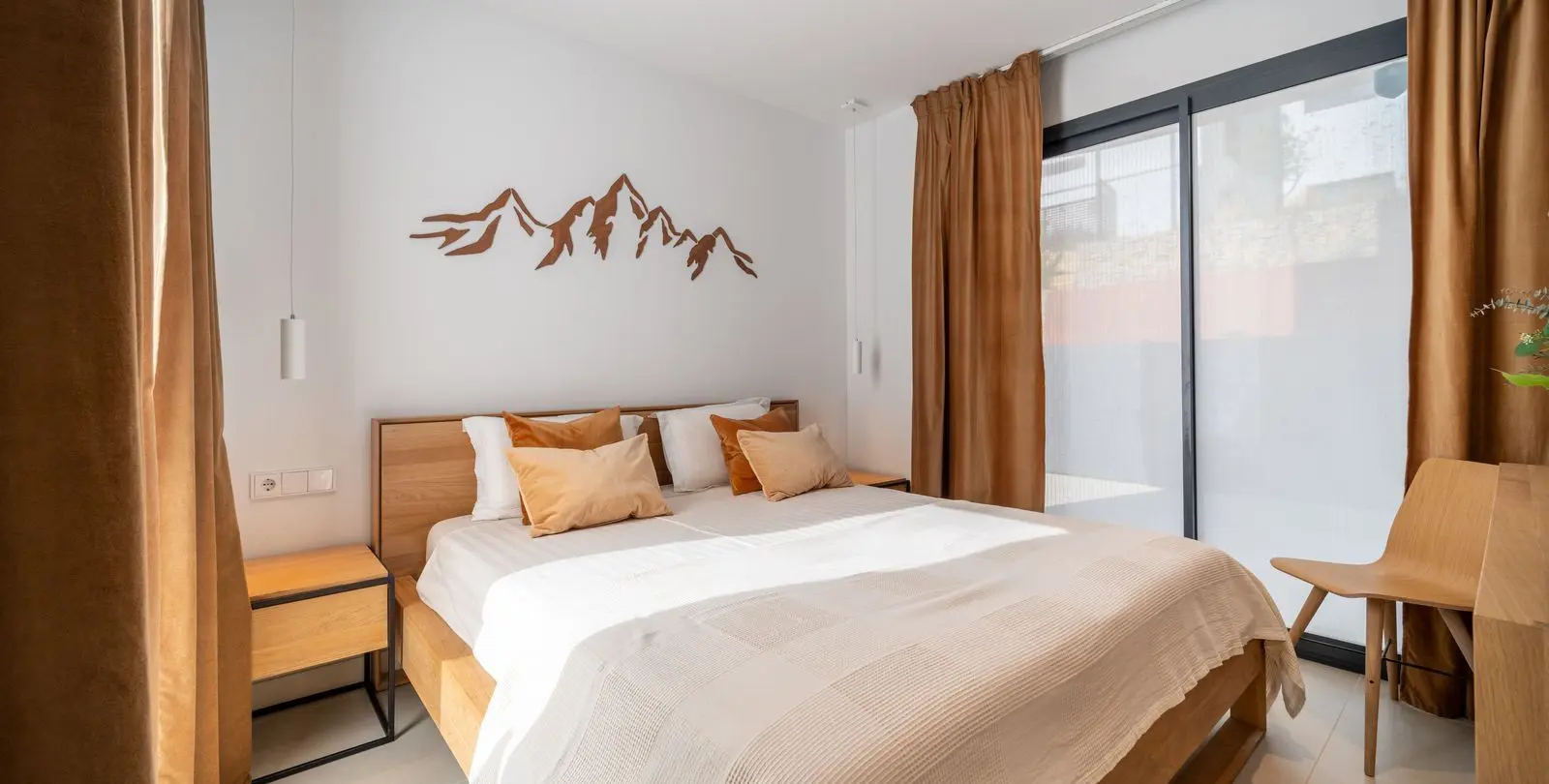 Sale of ground floor apartment in Higueron 21