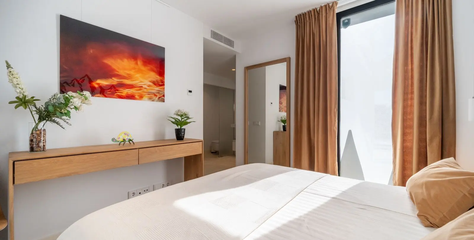 Sale of ground floor apartment in Higueron 24