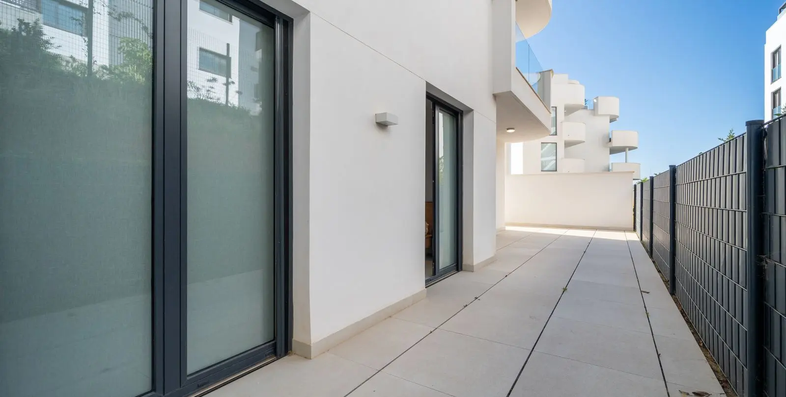 Sale of ground floor apartment in Higueron 29
