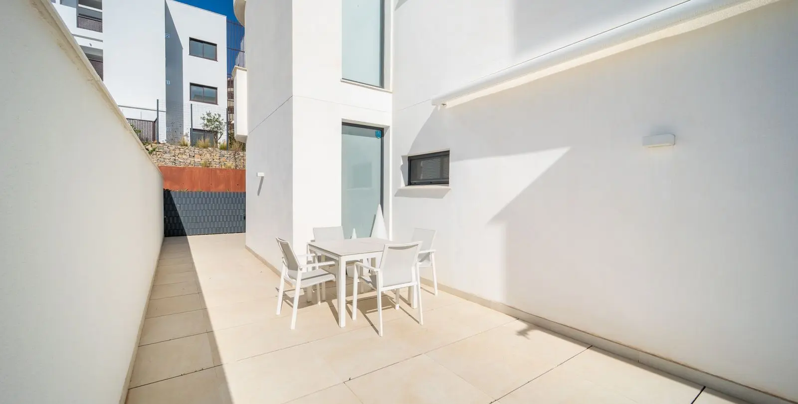 Sale of ground floor apartment in Higueron 31