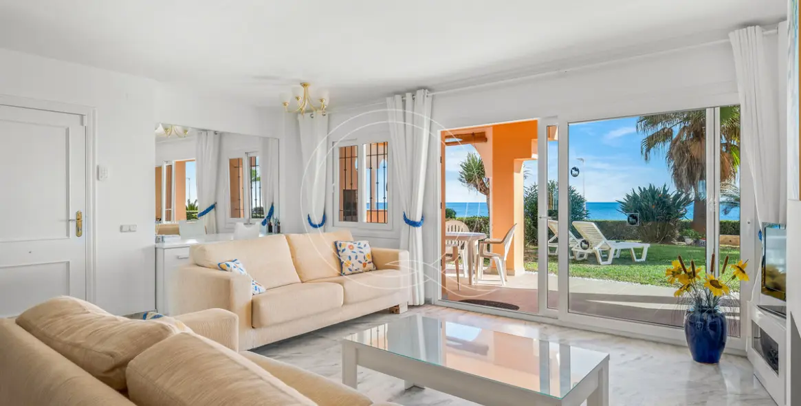 Venta de apartamento en planta baja en Estepona 6