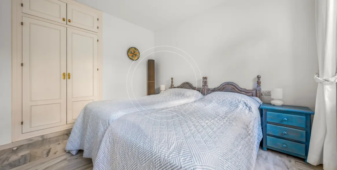 Venta de apartamento en planta baja en Estepona 21