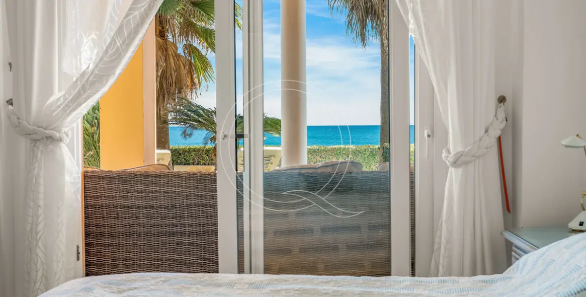 Venta de apartamento en planta baja en Estepona 22