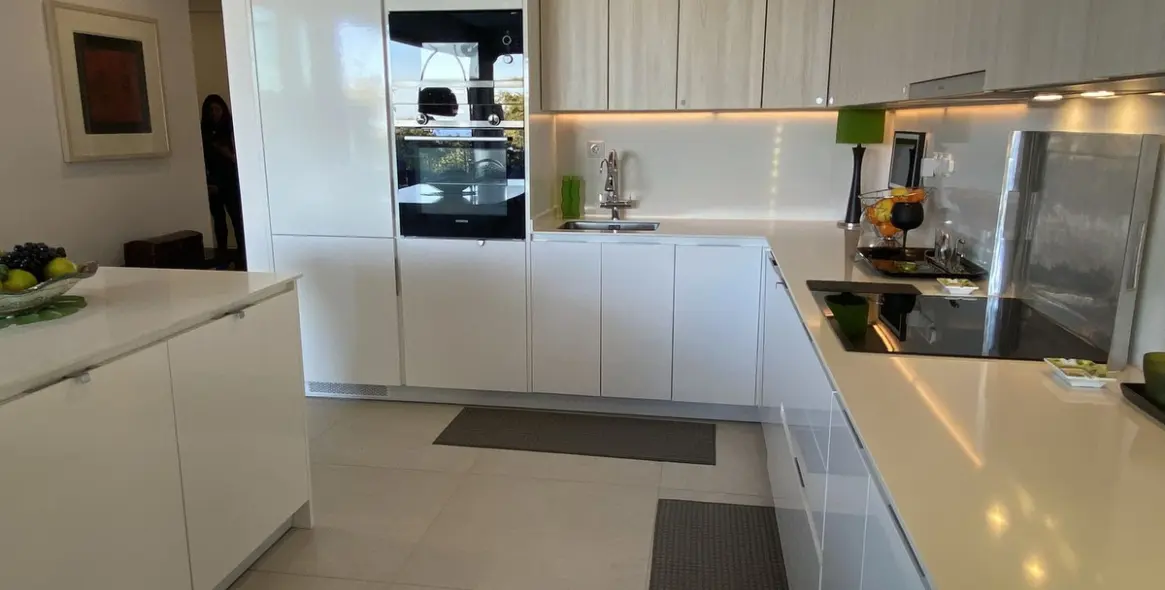 Sale of townhouse in Casares Playa 5