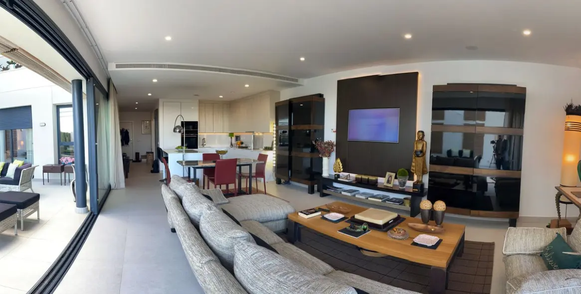 Sale of townhouse in Casares Playa 16