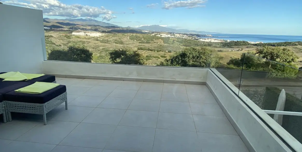 Sale of townhouse in Casares Playa 70