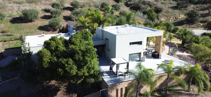 Продажа  отдельно стоящей виллы в Alora 2