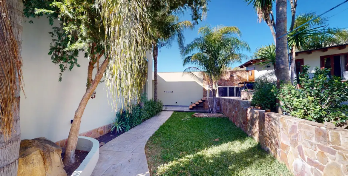 Продажа  отдельно стоящей виллы в Alora 5