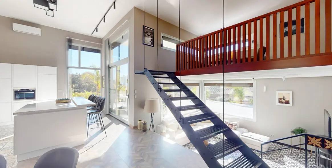 Продажа  отдельно стоящей виллы в Alora 8