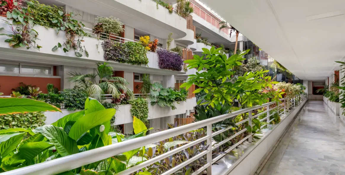 Продажа апартаментов на среднем этаже в Paseo Marítimo 7